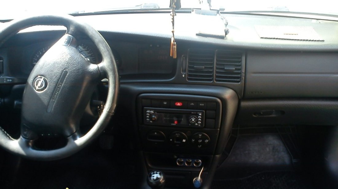 Opel Vectra 2.2 DTI 2001