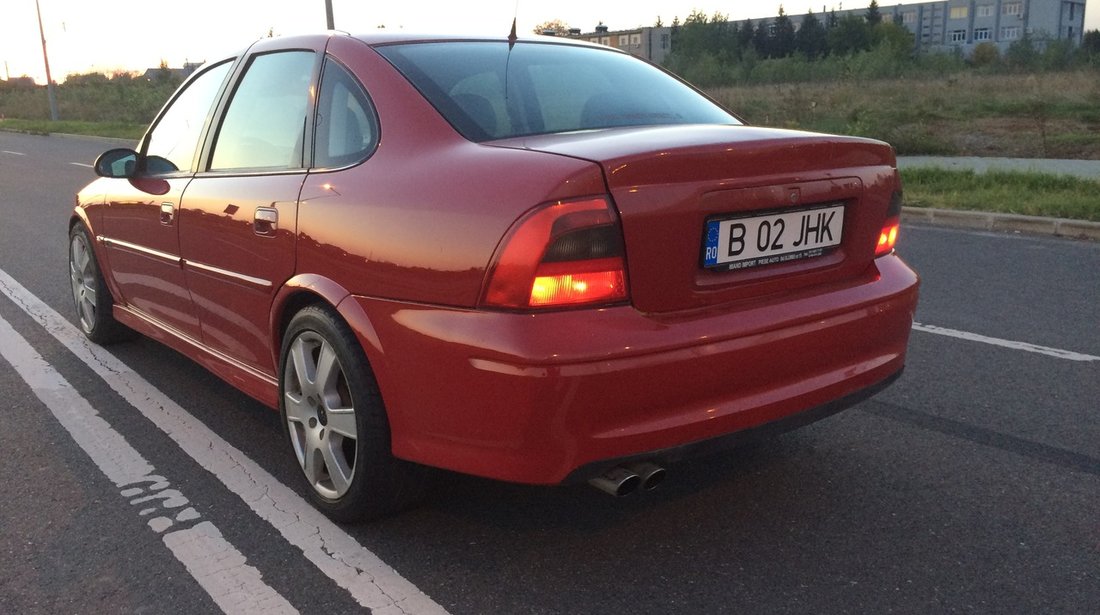 Opel Vectra 2.6 v6 2001