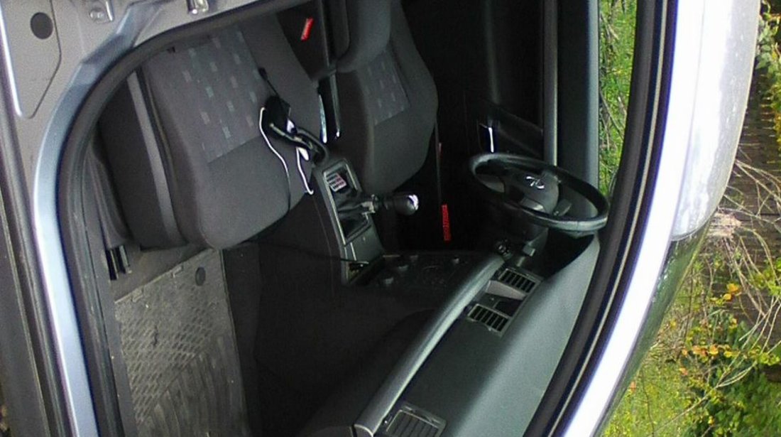 Opel Vectra 3 2004