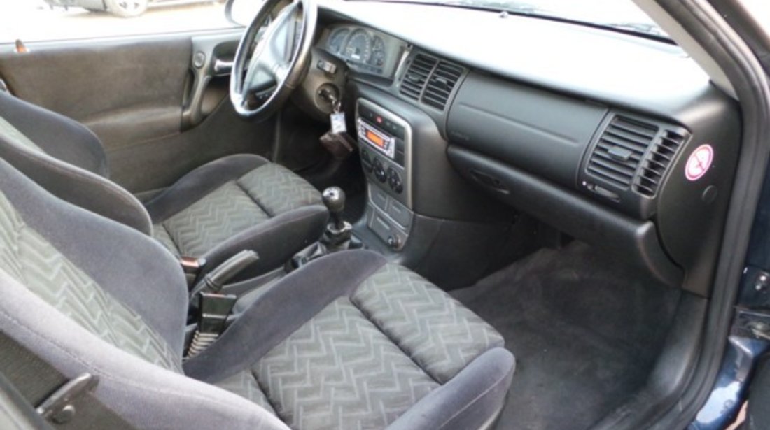 Opel Vectra B 1.8i Clima 2000