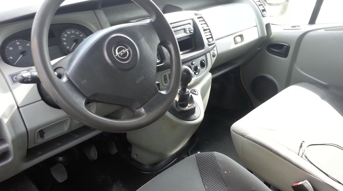 Opel Vivaro 2000 2010