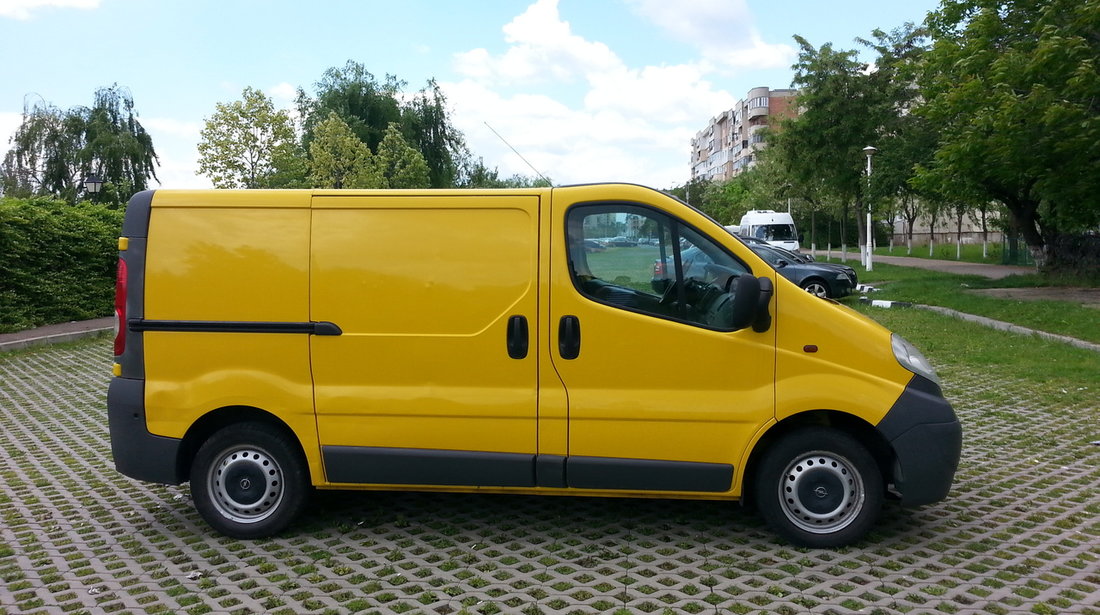 Opel Vivaro 2000 2010