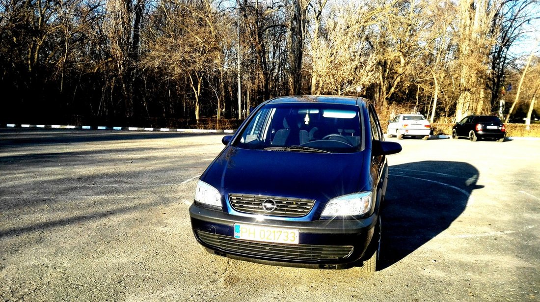 Opel Zafira 1.6 benzina 2001