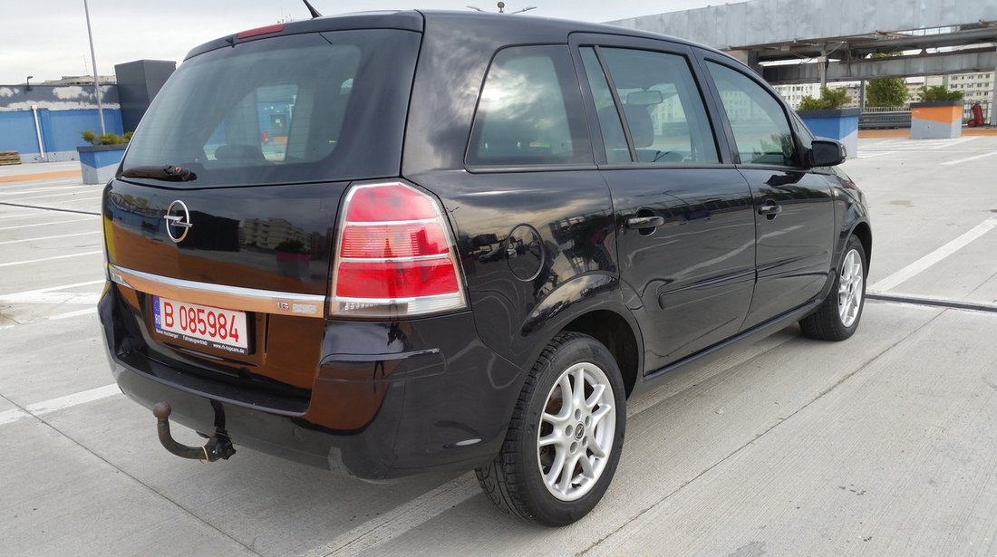 Opel Zafira 1.6 benzina+gaz 2007