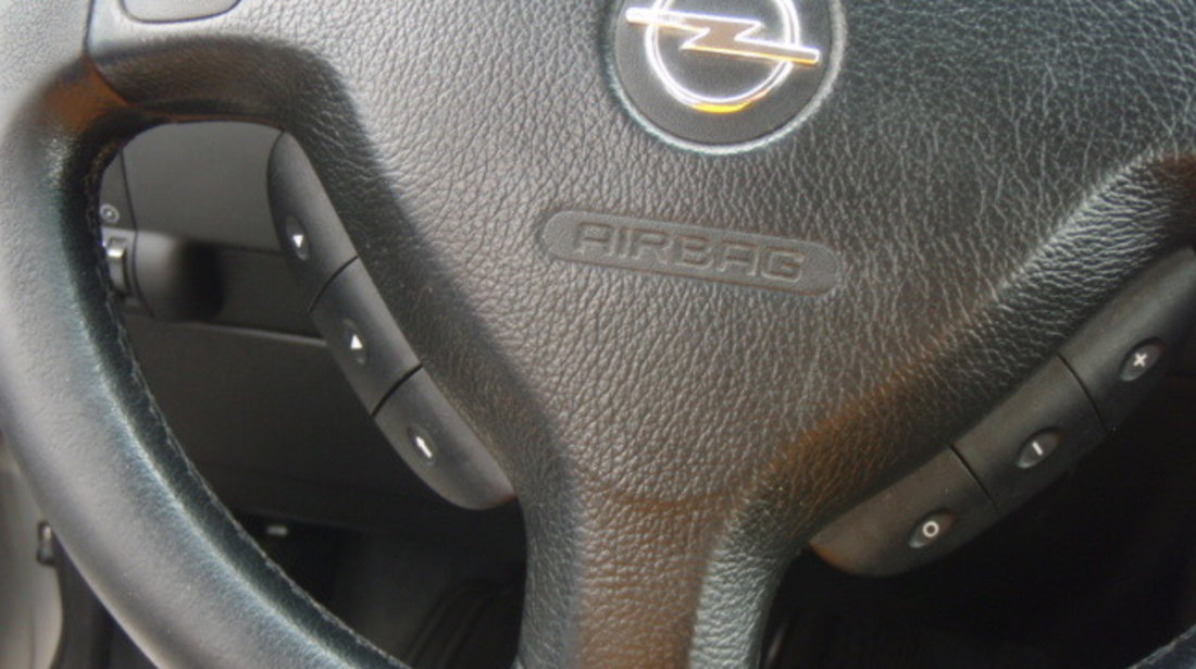 Opel Zafira 1.6i 16V Clima 2001