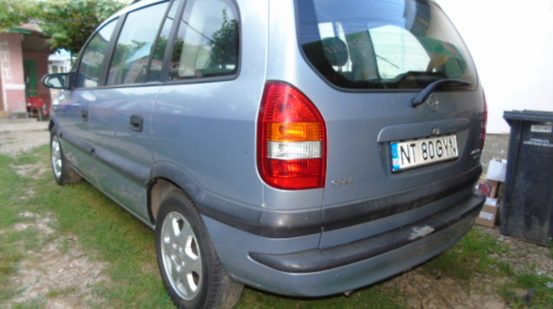 Opel Zafira 1.8 2000