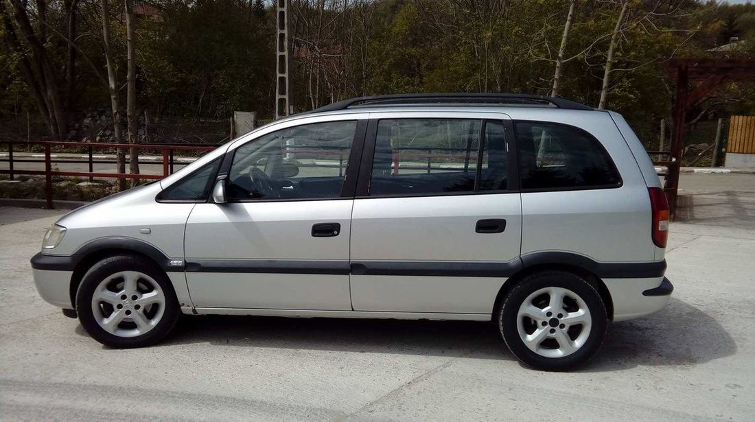 Opel Zafira 2.0 TDI 2003