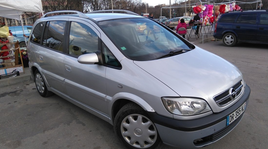 Opel Zafira 2.2 DTI 2004