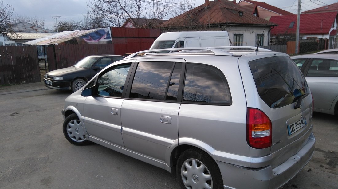 Opel Zafira 2.2 DTI 2004