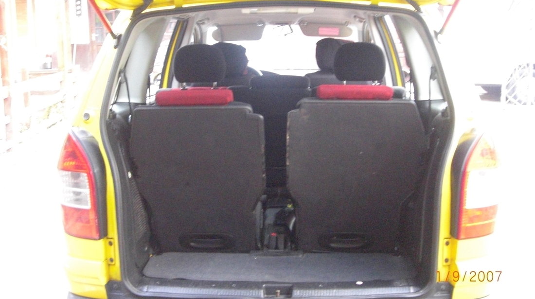 Opel Zafira 2000 dti 2003