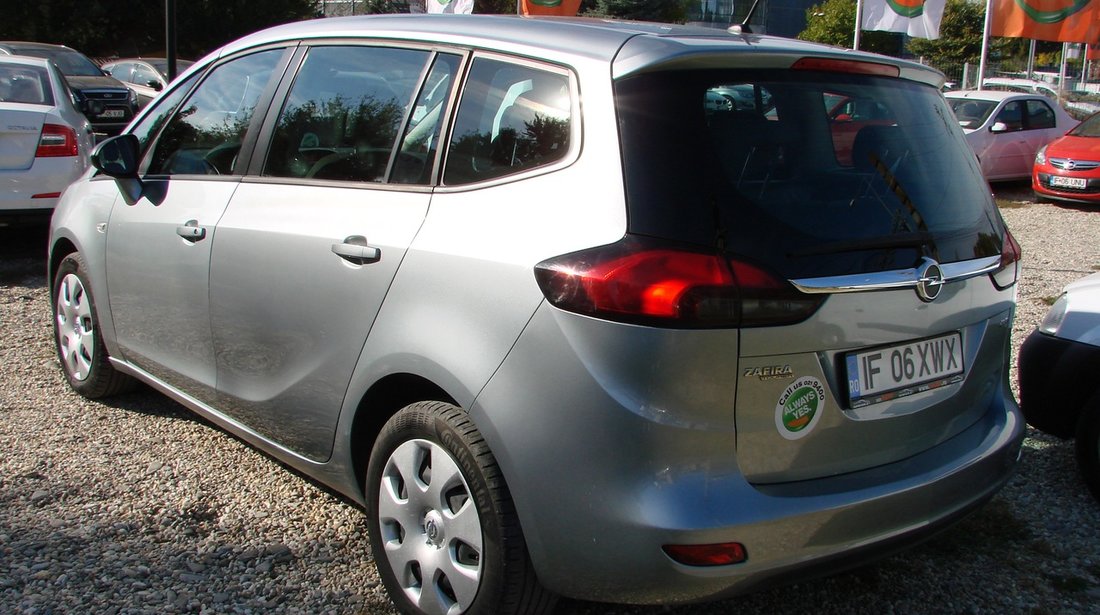 Opel Zafira 2014