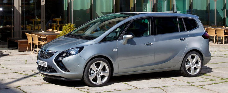 Opel Zafira Tourer castiga 'Volanul de Aur 2012'