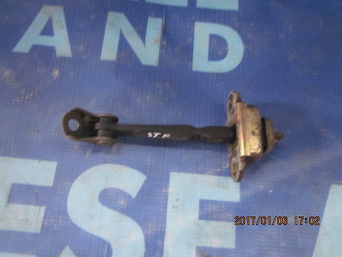 Opritor portiera Nissan Primera