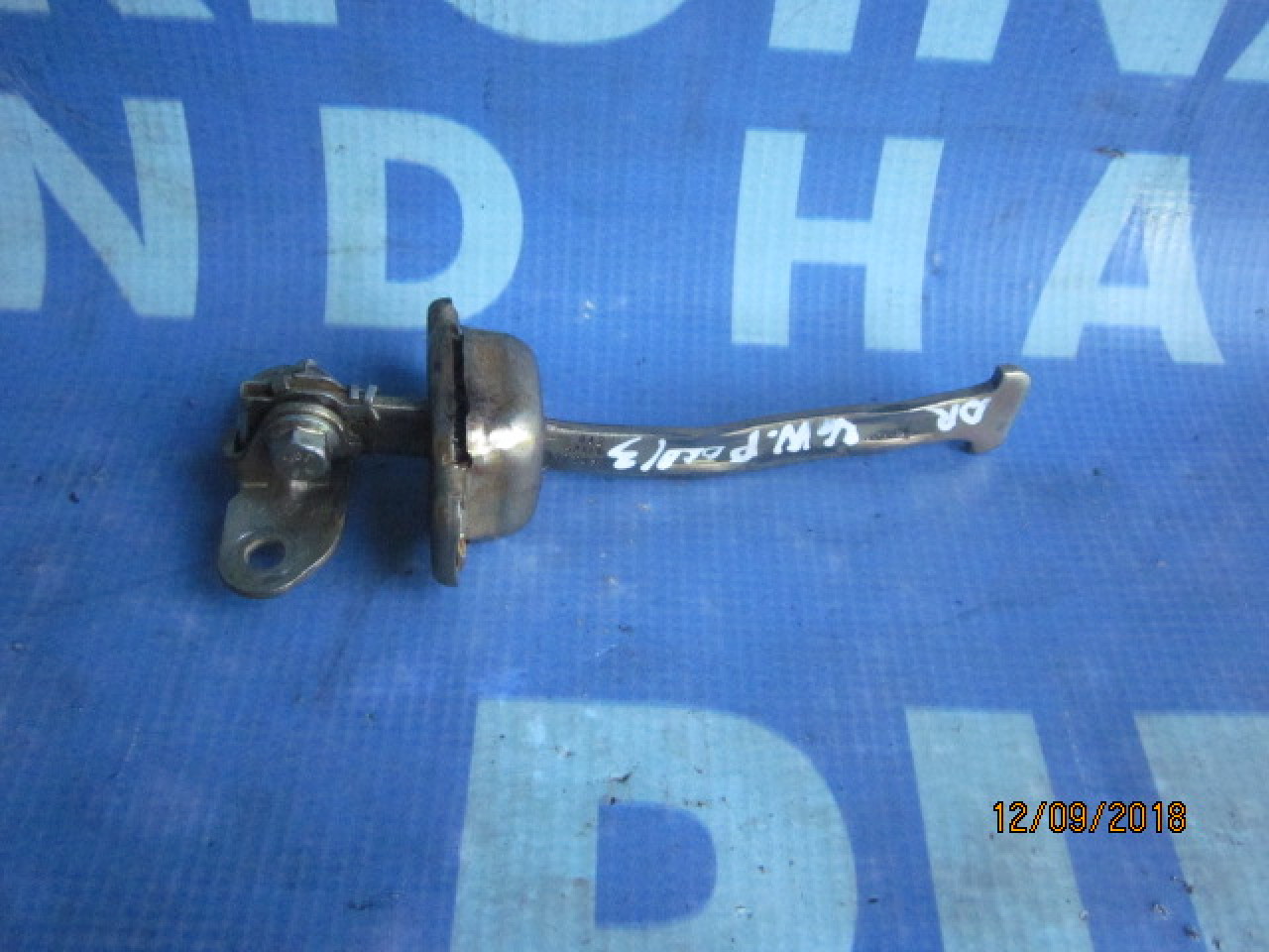 Opritor portiera VW Polo ; 6N0837249
