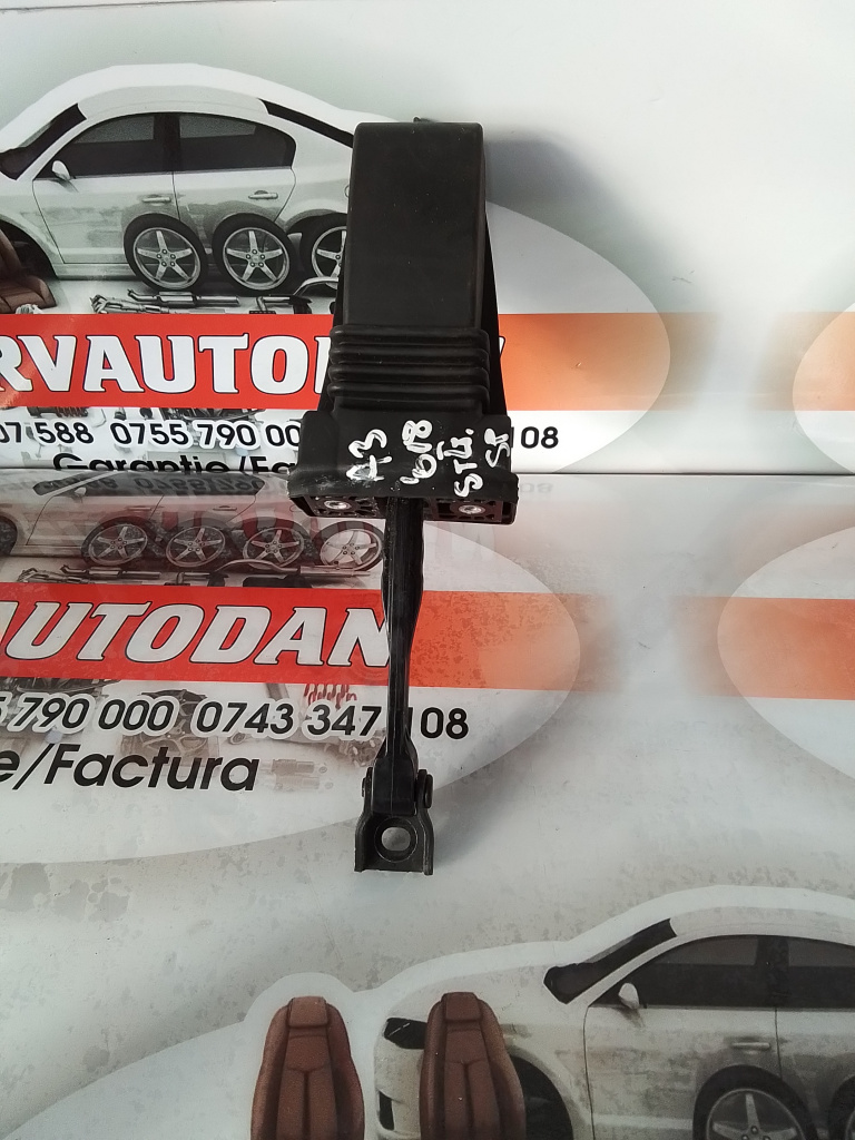 Opritor usa Audi A3 (2012-2019) [8V1] 2.0 Motorina 2018, 8V0837267 / 8V4839267