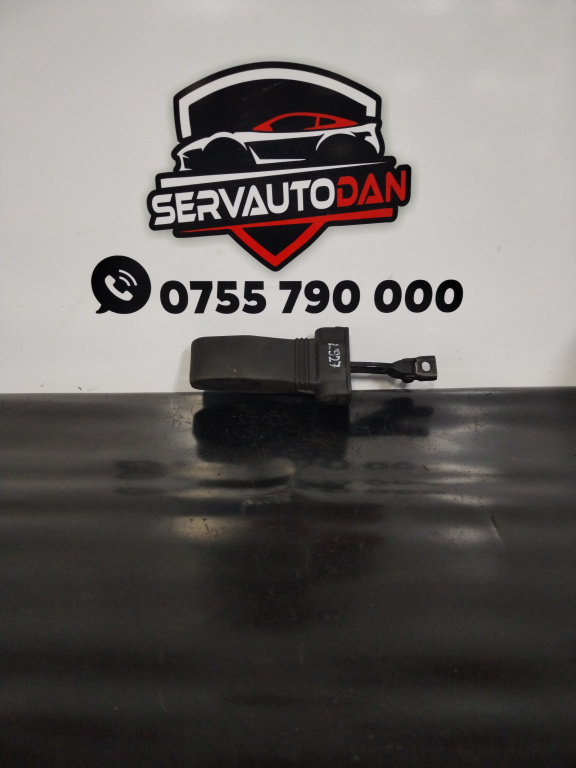 Opritor usa Audi Q3 (2011-2017) [8U] 2.0 Motorina 2013, 8U0837249B / 8U0837267