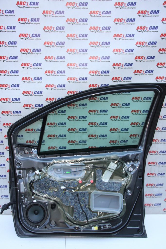 Opritor usa dreapta fata Toyota Yaris XP 130 model 2018