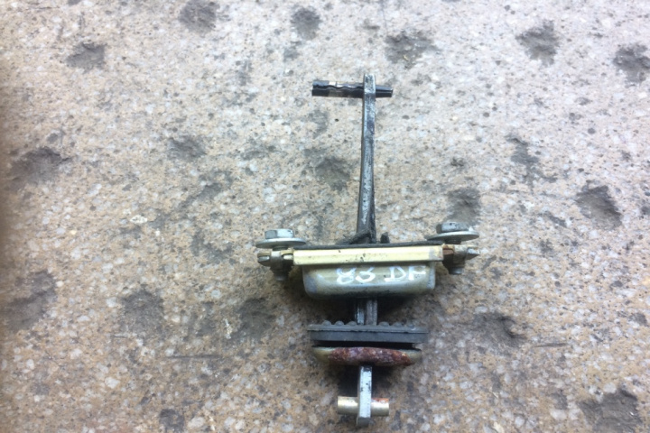 Opritor usa fata dreapta Land Rover Freelander [1998 - 2006] Crossover 5-usi 2.0 TD MT (109 hp) (LN) TD4 2.0 D - M47