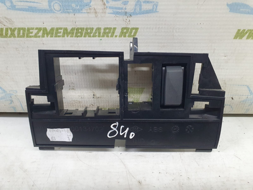 Ornament 00134702 Renault Captur [facelift] [2017 - 2019] 0.9 TCE H4B408