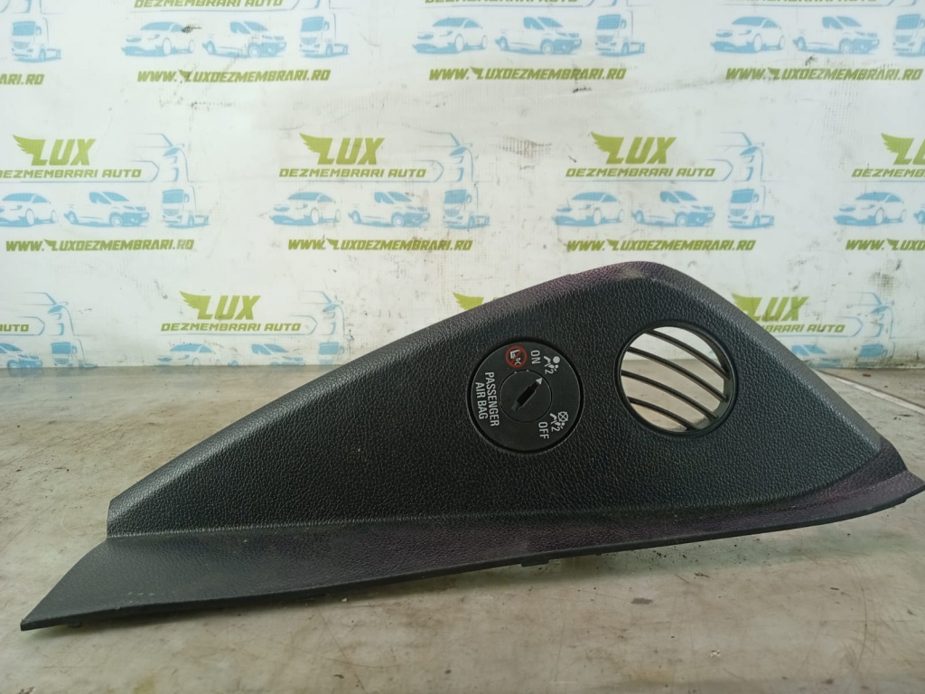 Ornament 13293527 Opel Zafira C [2012 - 2016] 1.6 cdti B16DTH