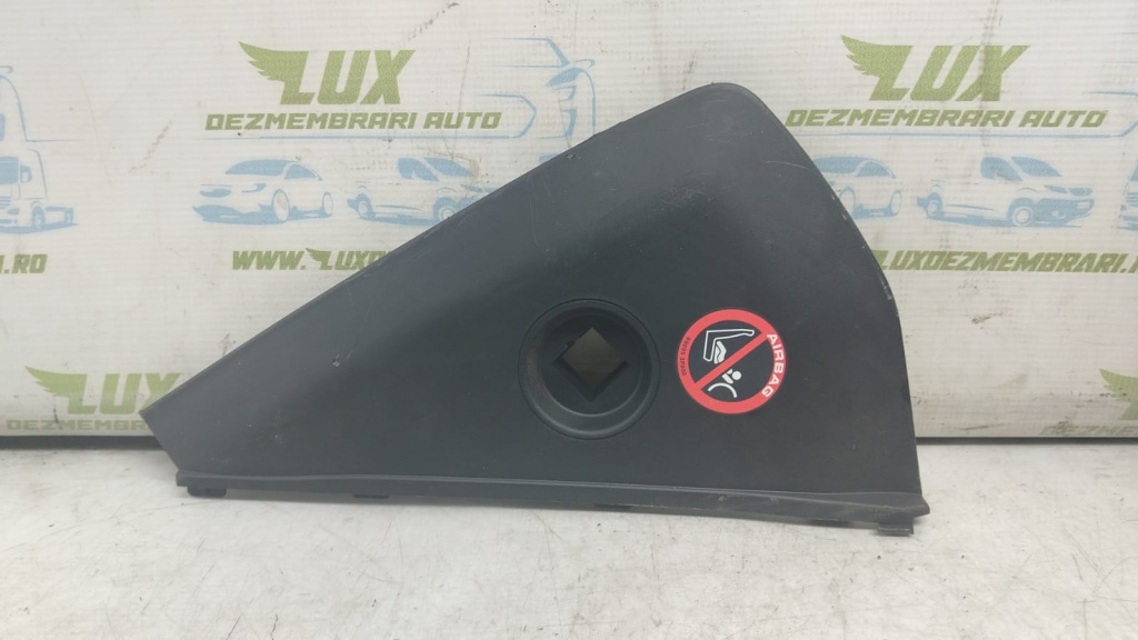 Ornament 68498jd900 Nissan Qashqai J10 [2007 - 2010] 2.0 dci M9R