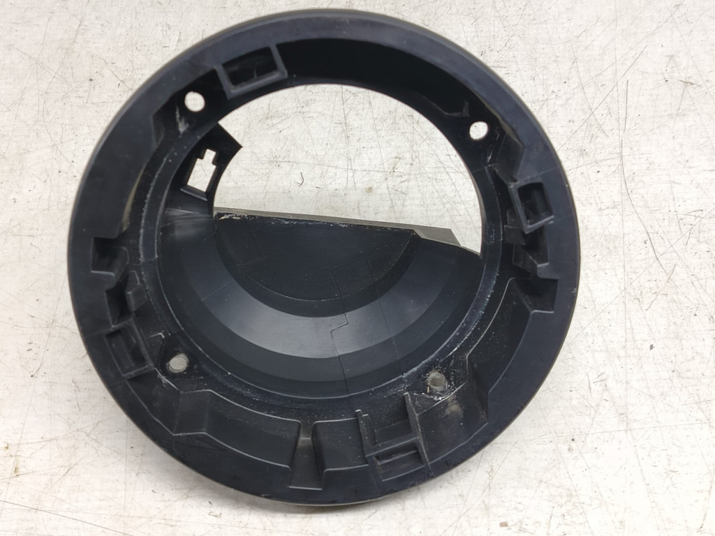 Ornament 8200564083 Dacia Logan [facelift] [2007 - 2012] 1.5 DCI K9K792