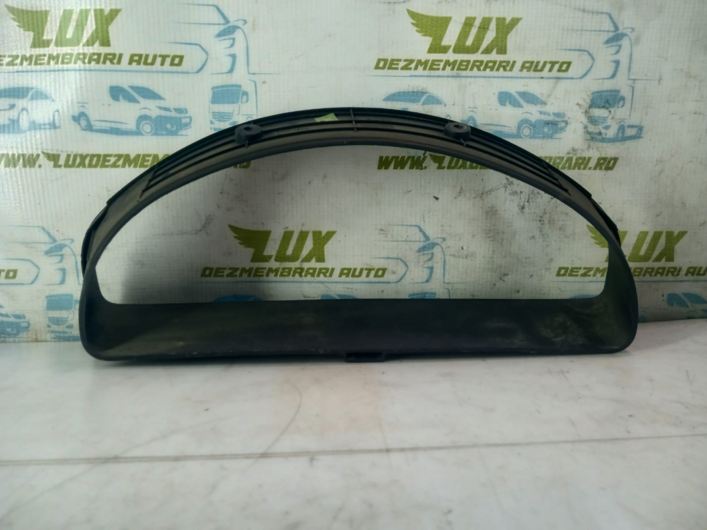 Ornament 848303E000 Kia Sorento [2002 - 2006] 2.5 crdi D4CB