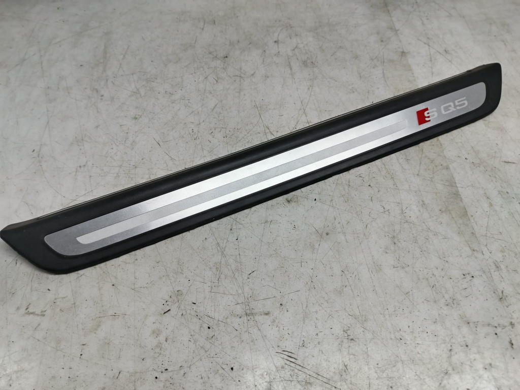 Ornament 8r0853373g Audi SQ5 8R [2012 - 
