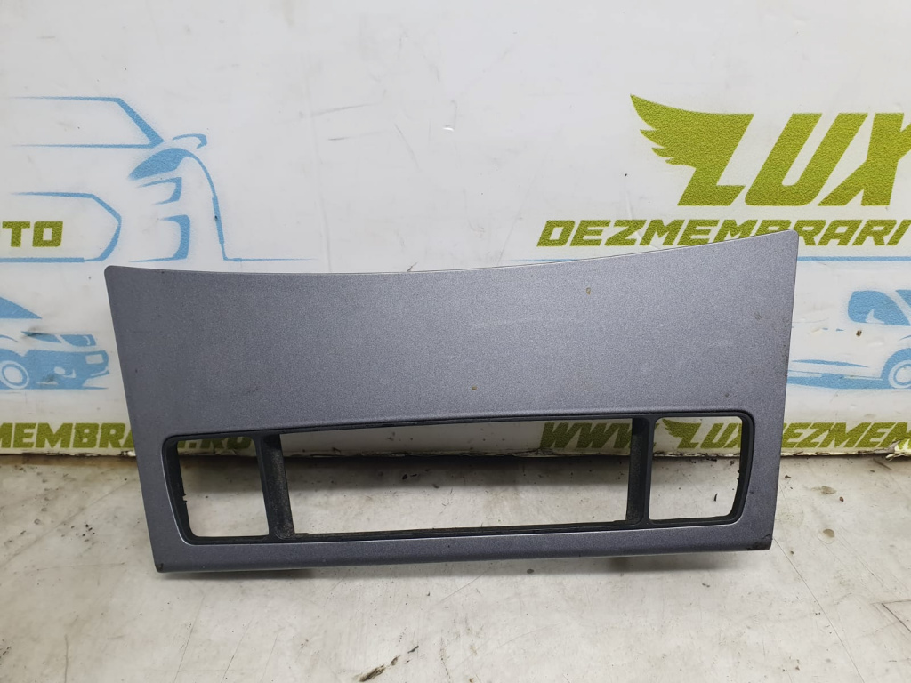 Ornament 9156038 BMW Seria 5 E60/E61 [facelift] [2007 - 2010] 2.0 d N47D20O0