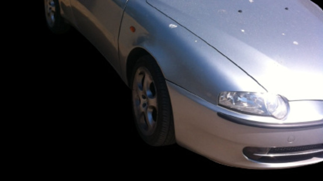 Ornament Alfa Romeo 147 [2000 - 2004] Hatchback 3-usi 1.9 JTD MT (140 hp)