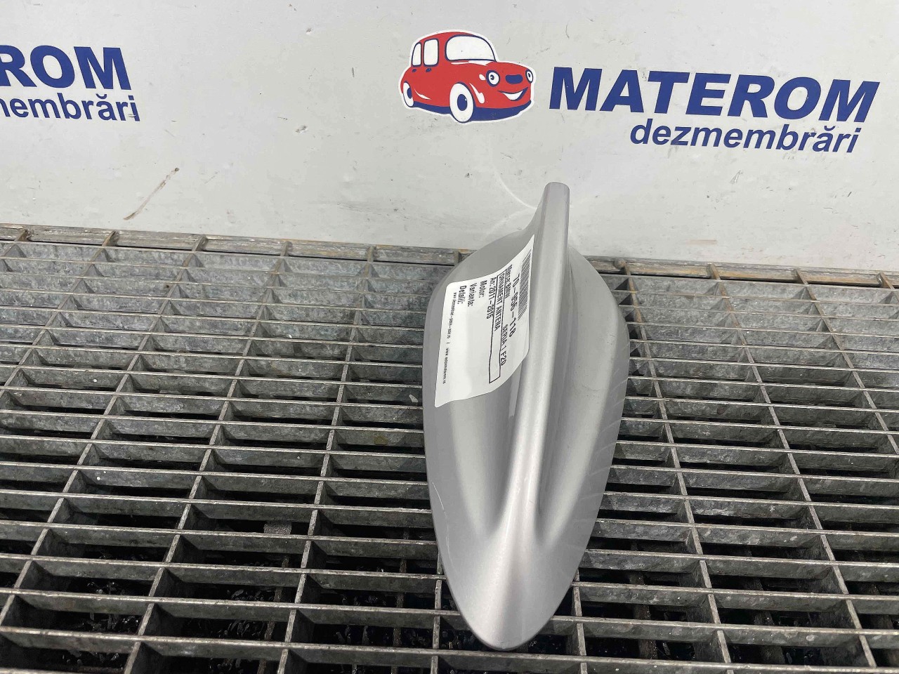 ORNAMENT ANTENA BMW SERIA 1 F20 - - (2011 2015)