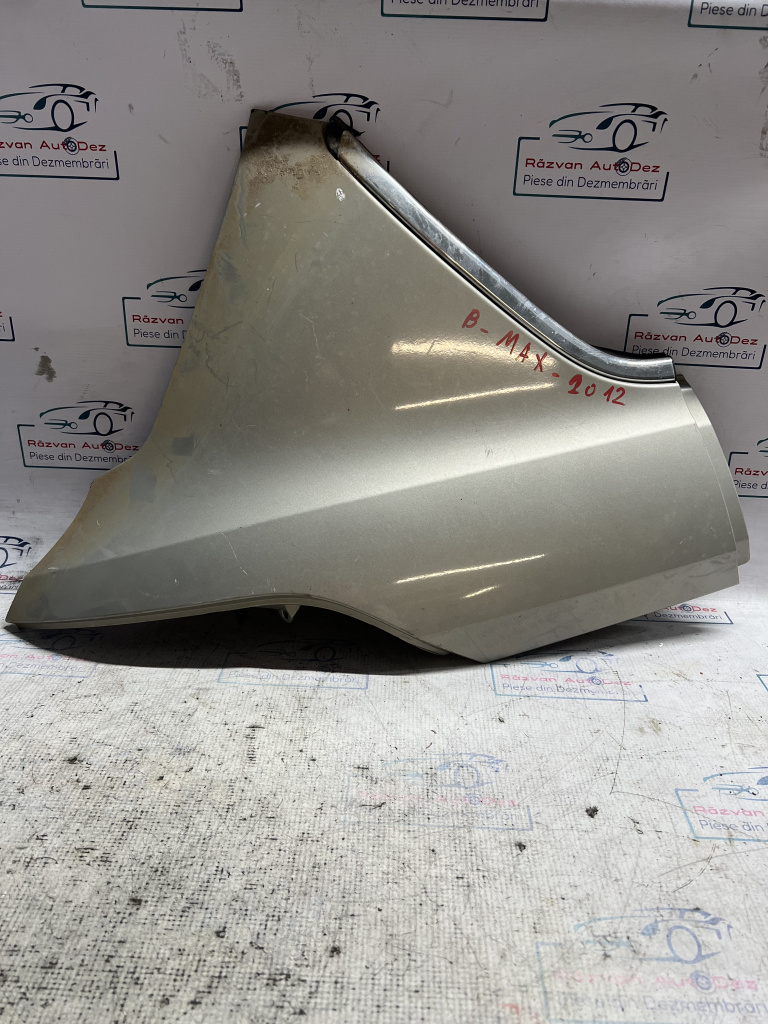 Ornament aripa dreapta spate Ford B-MAX 2012