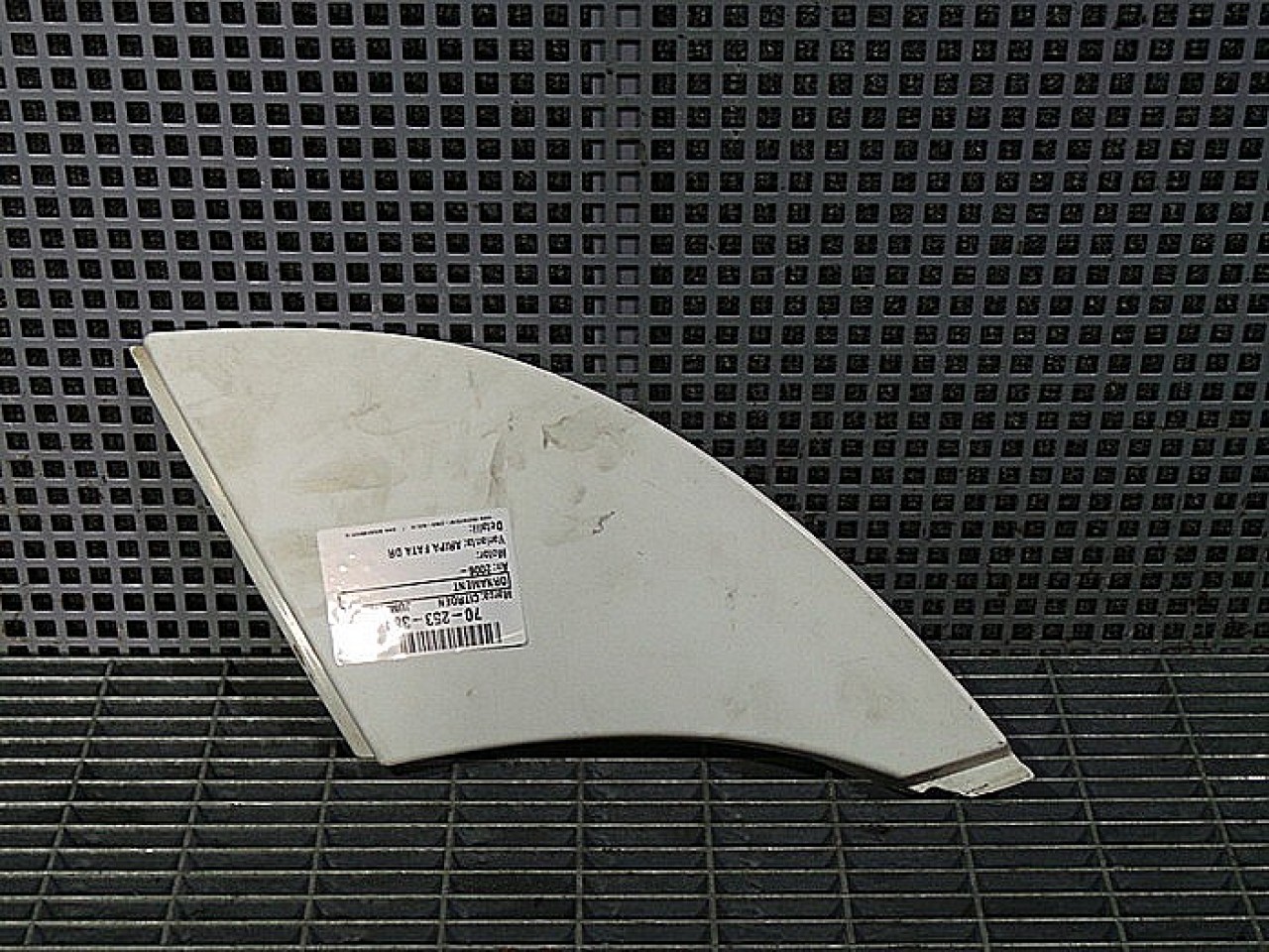 ORNAMENT ARIPA FATA CITROEN JUMPER - - (