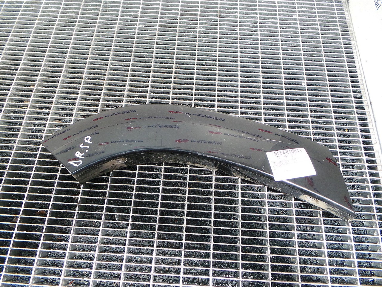 ORNAMENT ARIPA SPATE DREAPTA TOYOTA RAV4 - - (2006 2012)