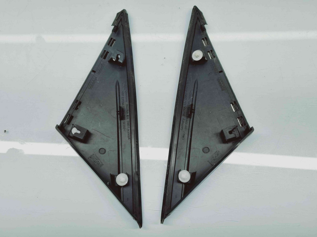 Ornament aripa stanga fata Ford Focus 3 Hatchback [Fabr 2011-2015] BM51-A16003 BM51-A16004