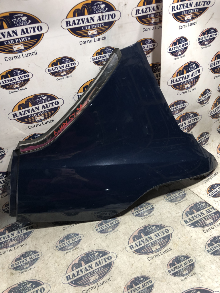 Ornament aripa stanga spate Ford B-MAX 2013