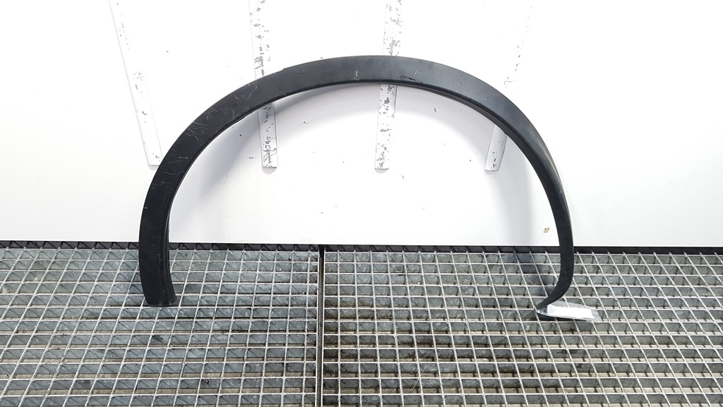 Ornament aripa stanga spate Nissan Qashqai 2,0 dci (id:385646)