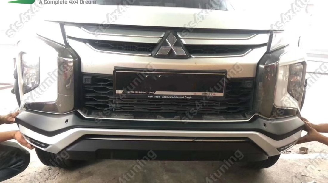 ORNAMENT BARA FATA/PRELUNGIRE CU LED MITSUBISHI L200 TRITON 2019-2020 [V1]