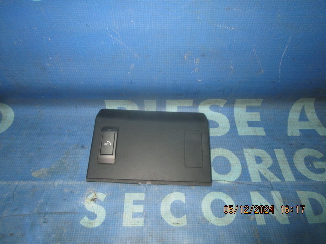Ornament BMW E65 ;  7012196 (buton SOS)