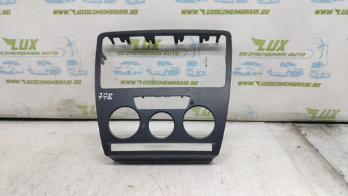 Ornament bord 1z0858069 Skoda Octavia 2 [2004 - 2008] 1.9 tdi BLS