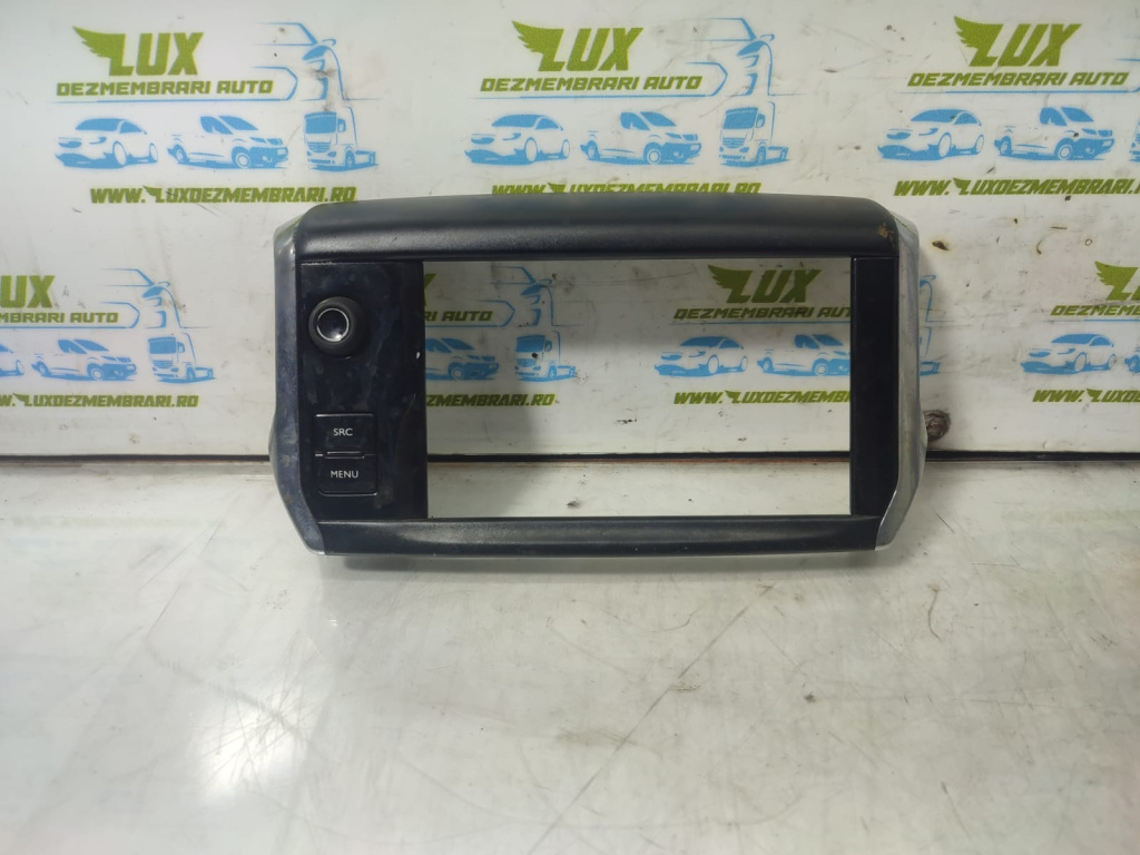 Ornament bord 9673861377 Peugeot 208 [facelift] [2015 - 2019] 1.2 vti HM01 (HMZ)