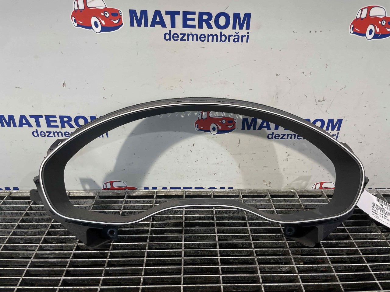 ORNAMENT BORD AUDI A6 2.0 TDI - (2011 2015)