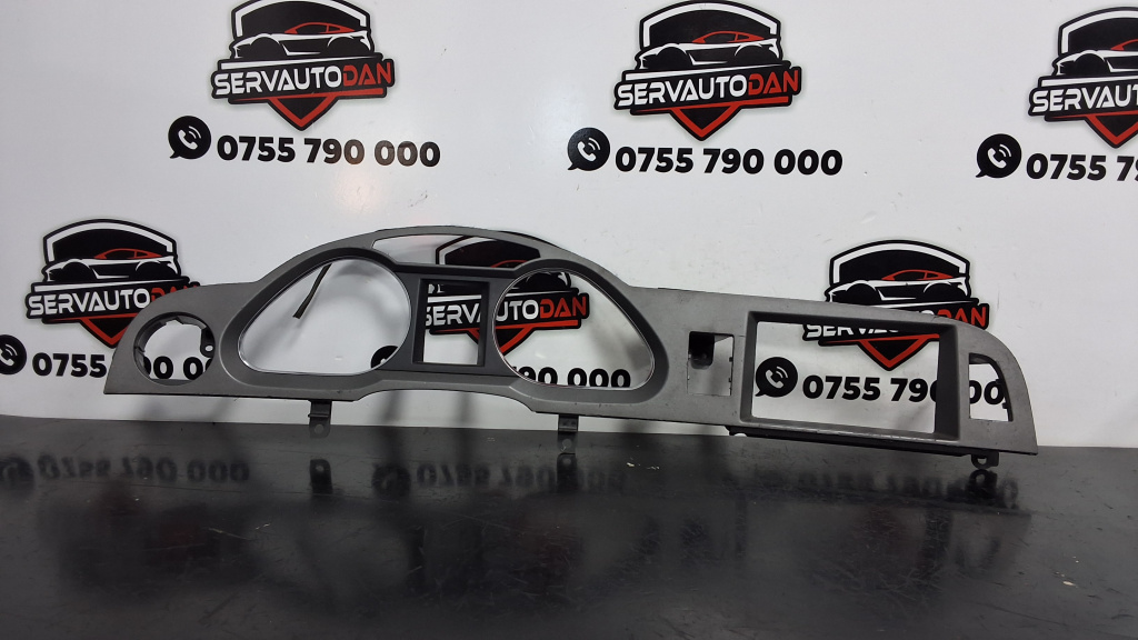 Ornament bord Audi A6 (2004-2011) [4F2, C6] 3.0 Motorina 2010, 4F1857115D / VOLAN STANGA