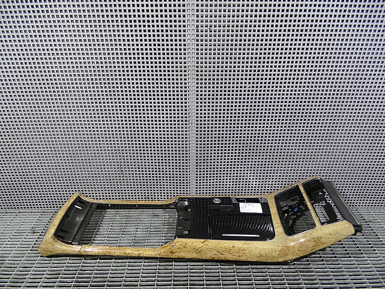 ORNAMENT BORD AUDI A8 A8 - - (2010 2013)