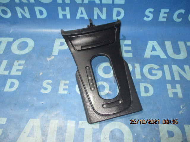 Ornament bord Chrysler 300M (trim schimbator si scrumiera)
