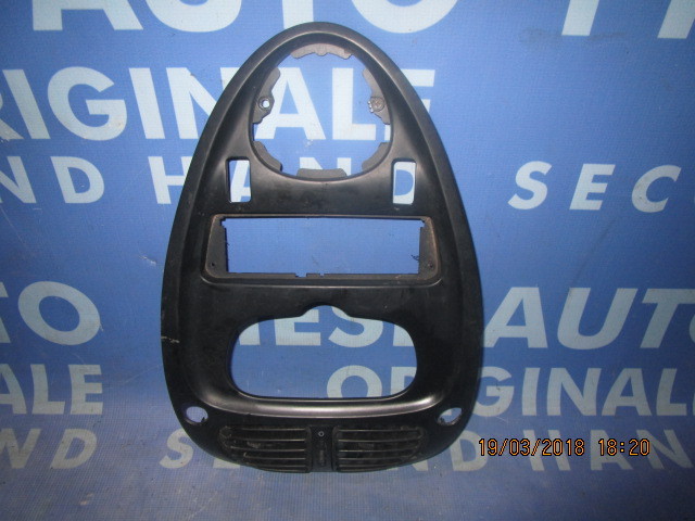 Ornament bord Citroen Xsara Picasso ; 8631315877 (consola)
