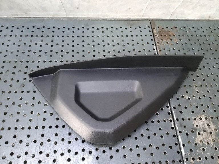 Ornament bord dreapta land rover range rover evoque l538 bj3204480ae