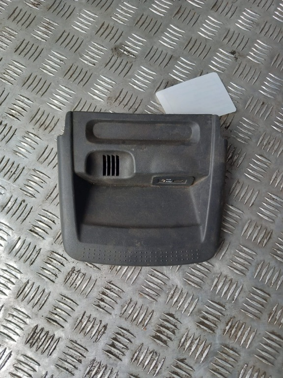 Ornament bord Nissan Primastar 2.0 DCI 2012 cod 8200933912