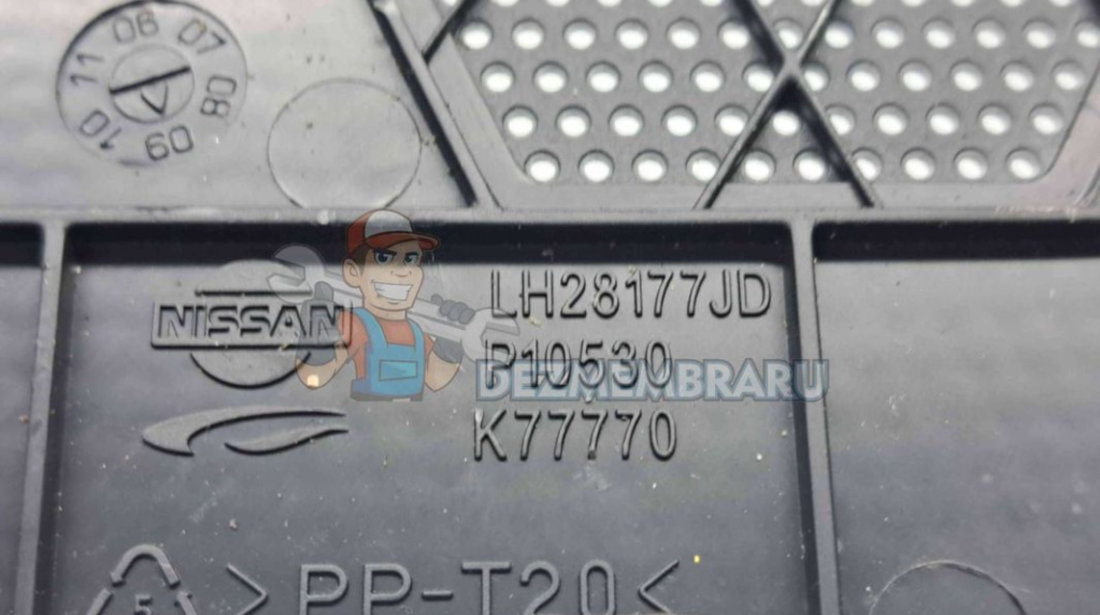 Ornament bord Nissan Qashqai [Fabr 2007-2014] LH28177JD
