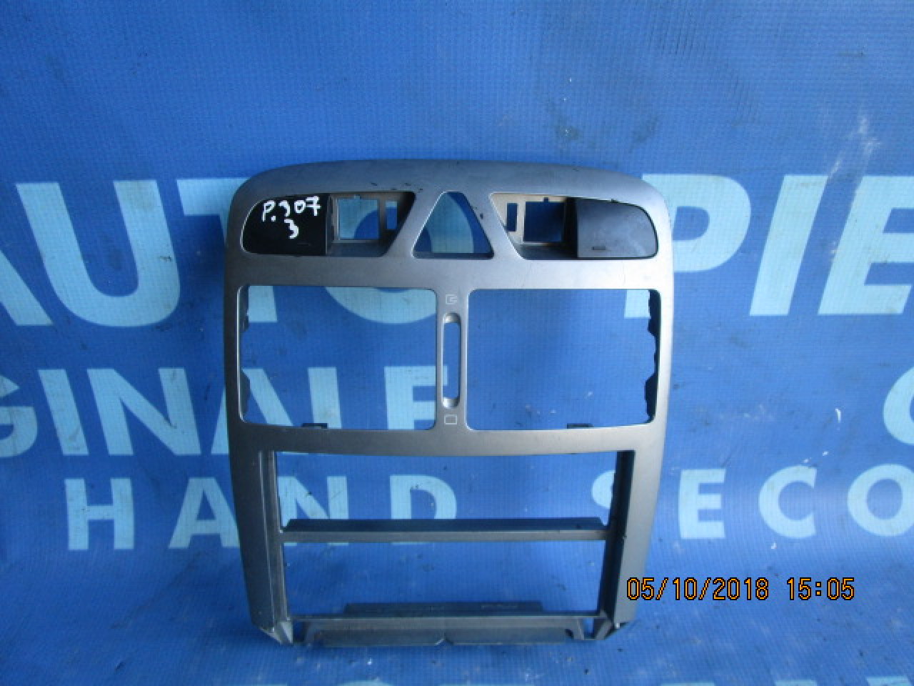 Ornament bord Peugeot 307; 9634505077